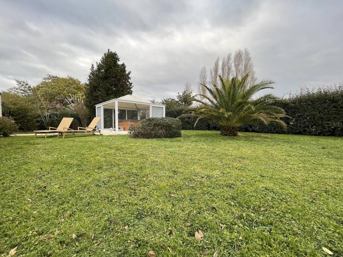 Grande Maison Familiale Avec Spa, Plage A Proximite, Jardin Et Parking - 10 Couchages - Fr-1-246A-153 Exterior photo